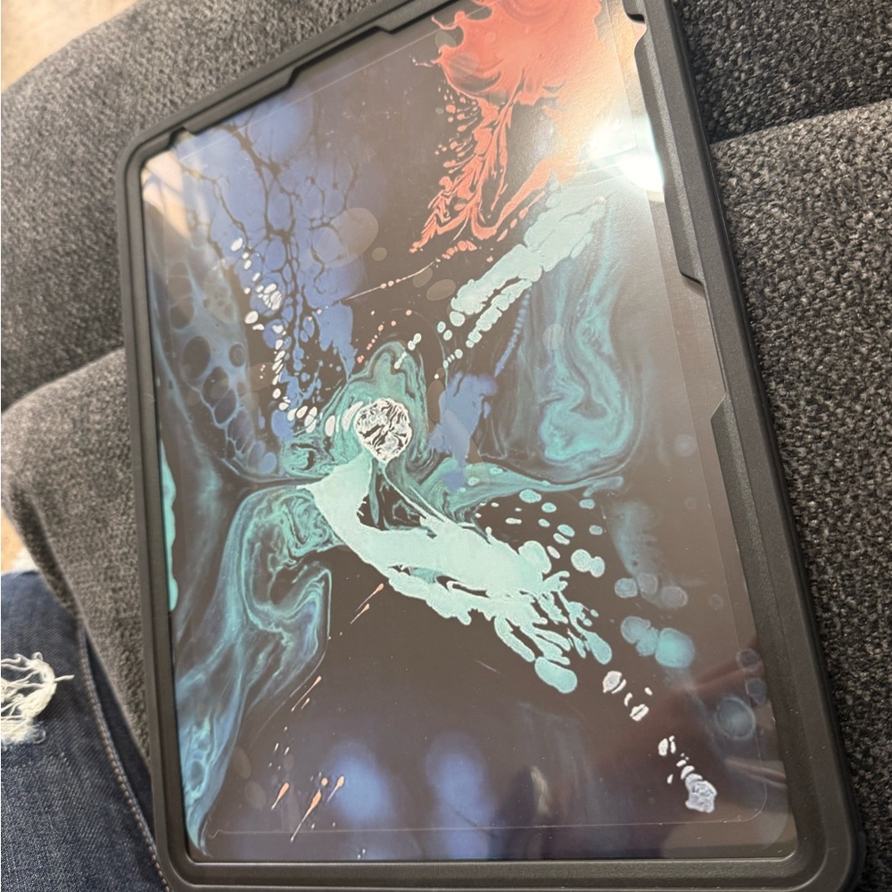 iPad Air 13in or IPad Pro 12.9 in (3th generation) 
*Waterproof Tablet Case*